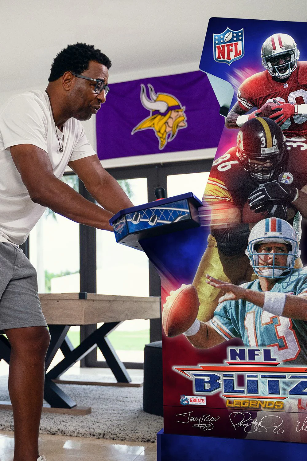 ARCADE 1 UP NFL BLITZ ARCADE MACHINE