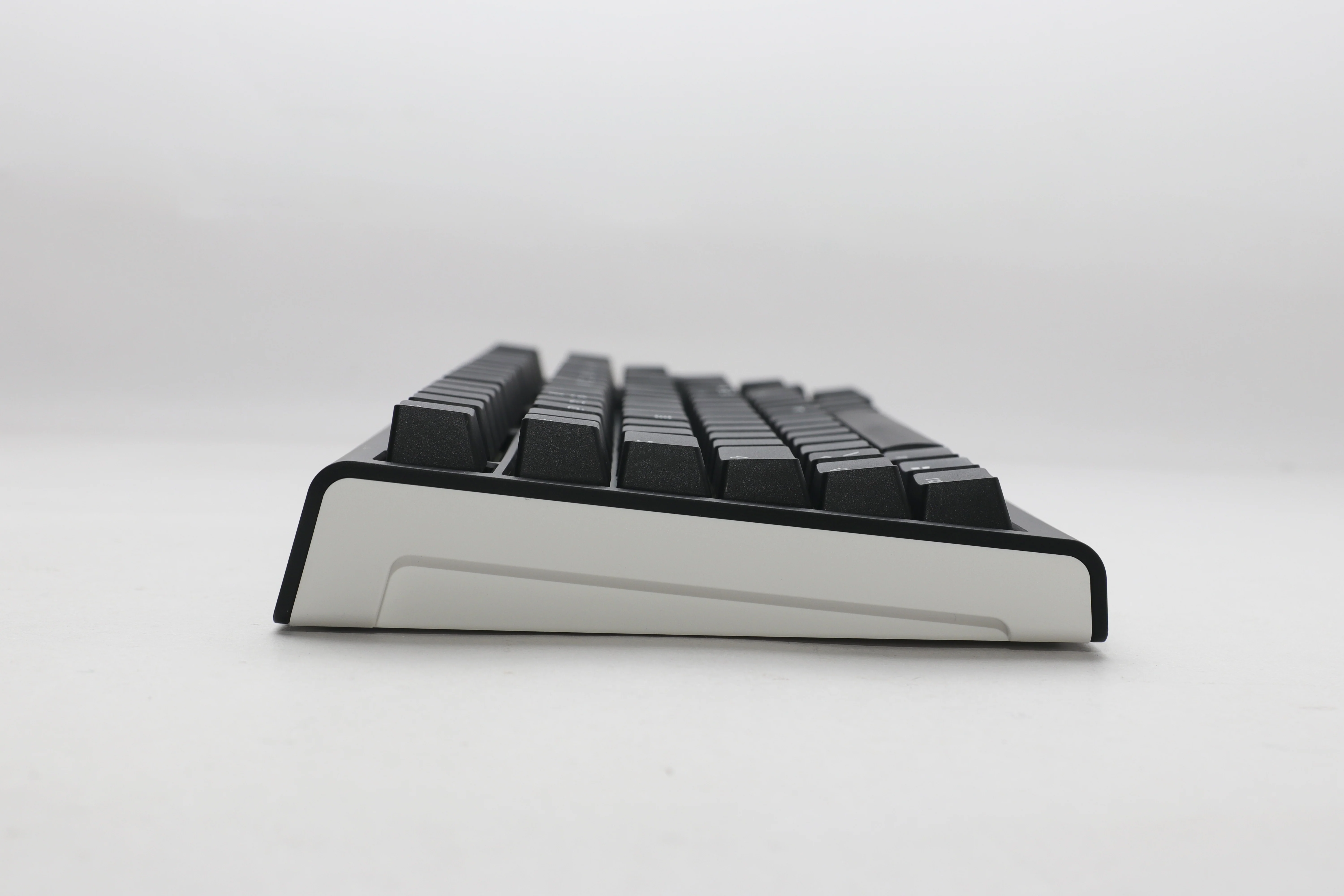 Ducky Tinker75 - Prebuilt - ISO - Black - MX Cherry Brown