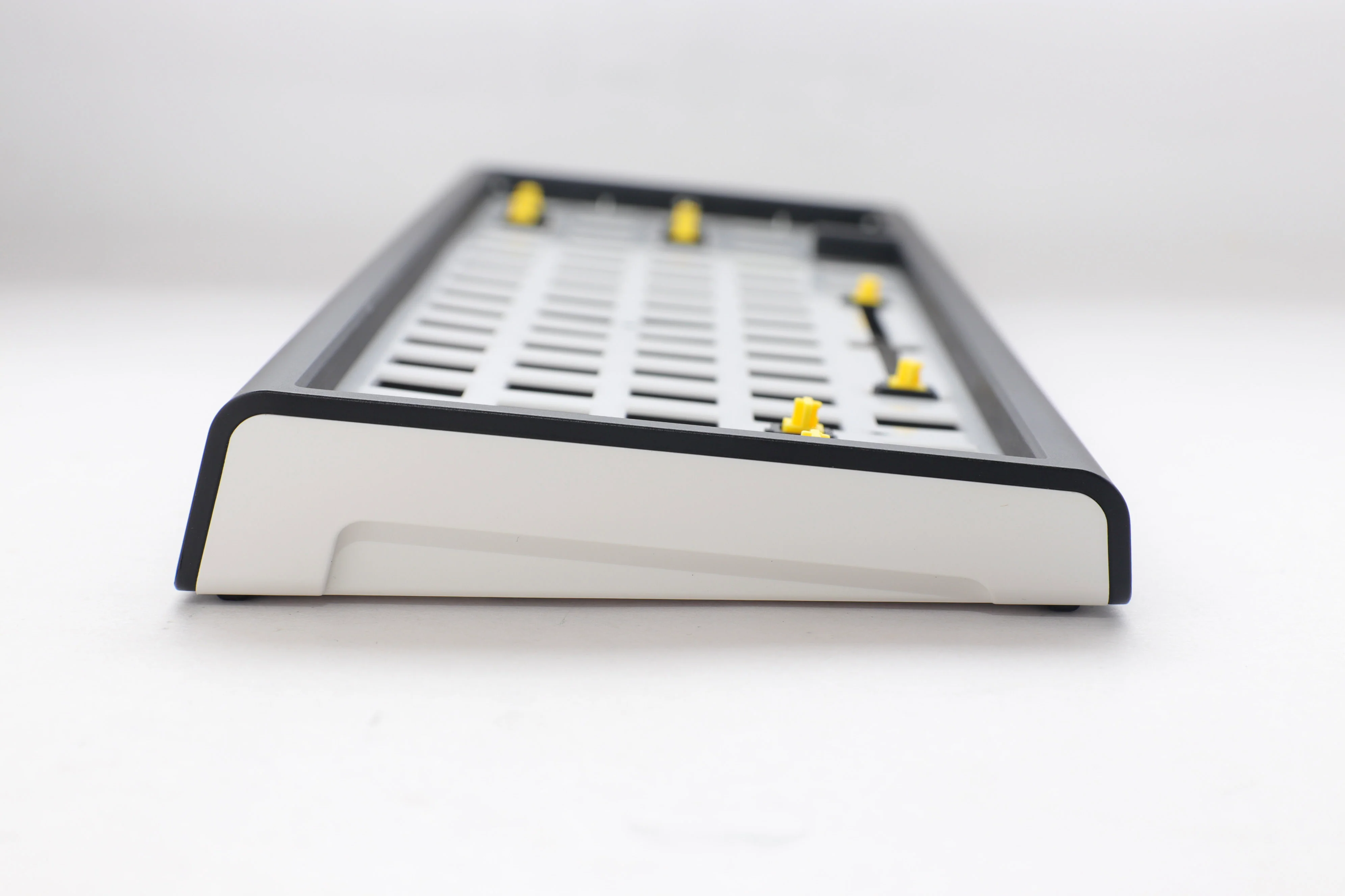 Ducky Tinker65 - Barebone - ISO - Black