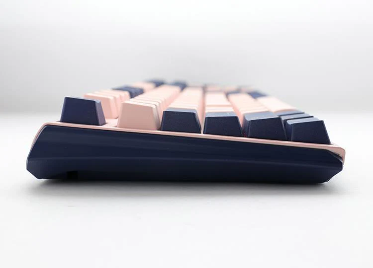 Ducky– One 3 Fuji Nordic Layout TKL 80 % Kirschbraun