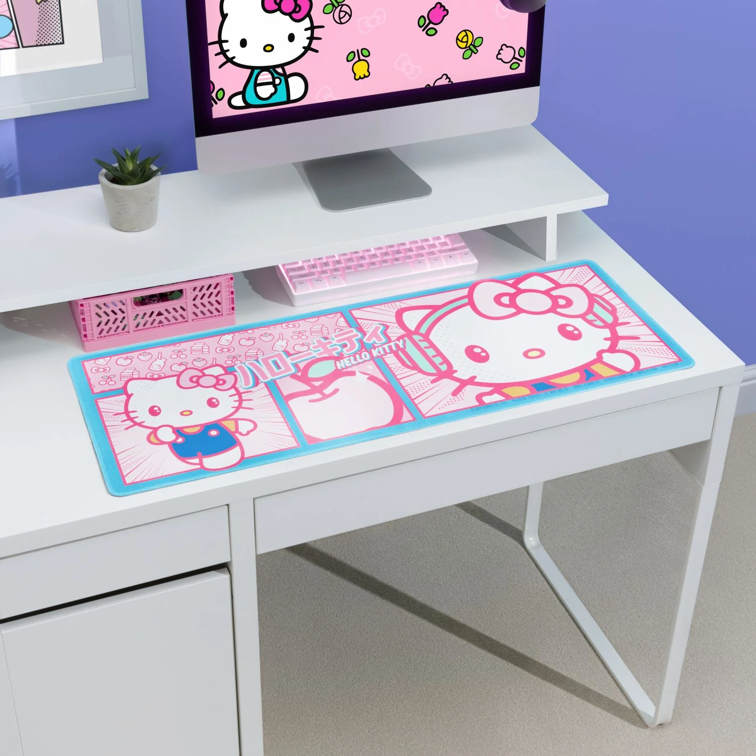 HELLO KITTY DESK MAT
