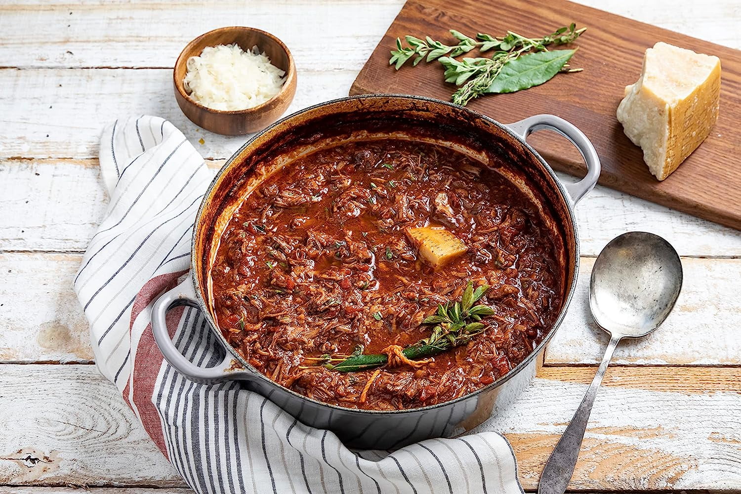 Le Creuset Enameled Cast Iron Signature Round Dutch Oven, 7.25 qt., Oyster